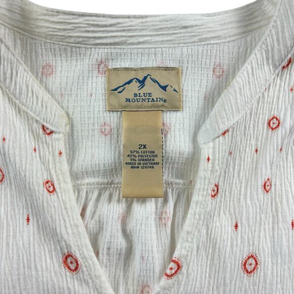 Blue Mountain Tunic Women Size 2X White Pink Gauzy Crinkled Geometric Casual Top - Picture 8 of 11